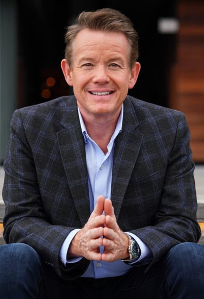 Steve-Spangler-Headshot-1-Full-Res-698x1024
